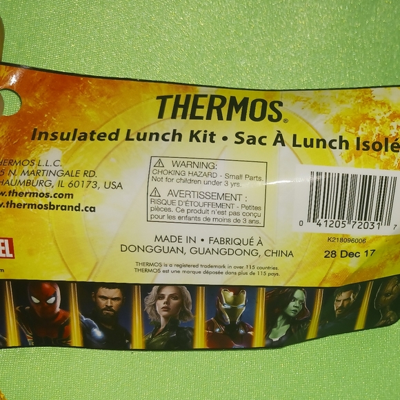 Disney Marvel Avenger lunchbox - Picture 2 of 2